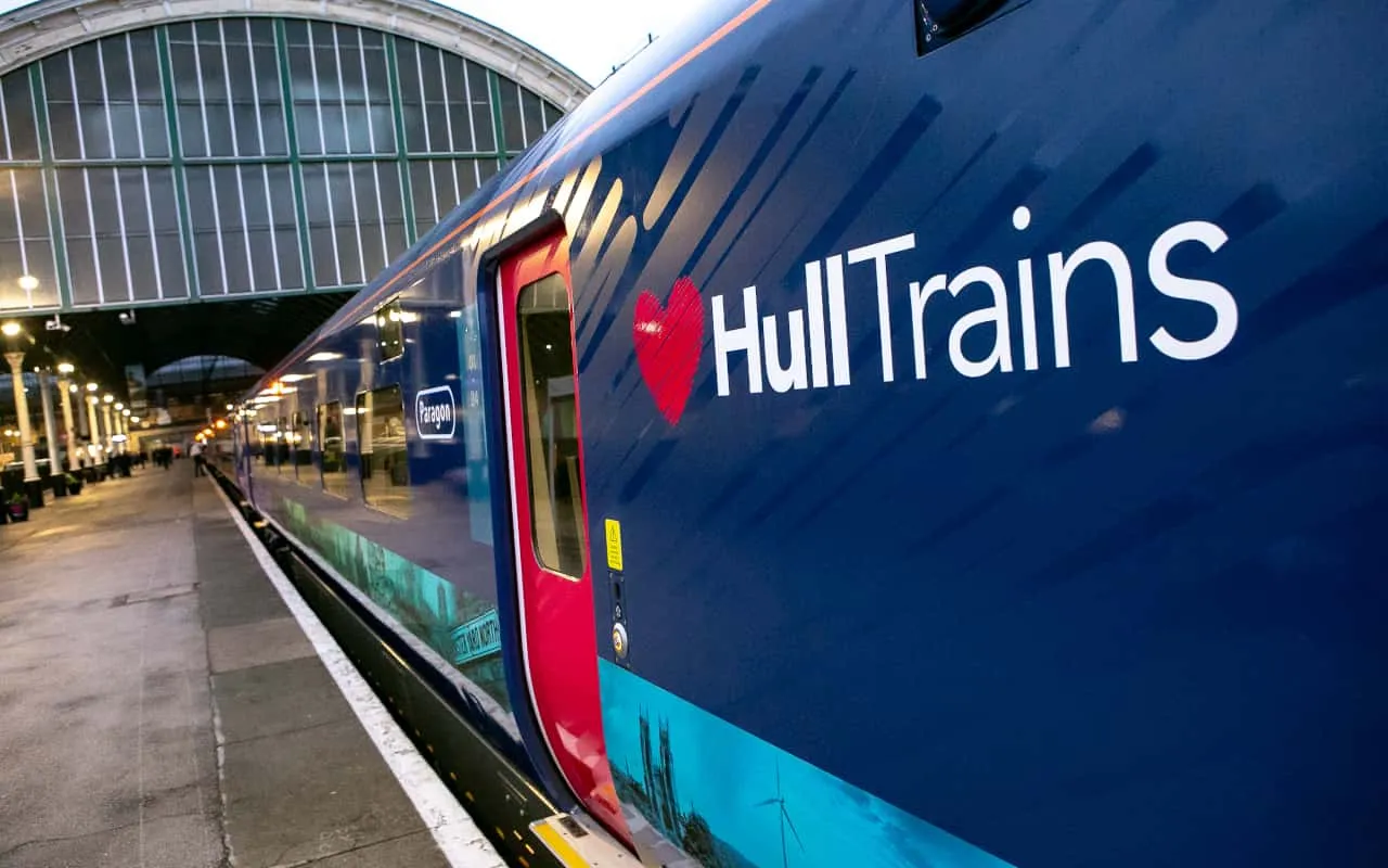 Hull Trains Paragon exterior with close up of logo